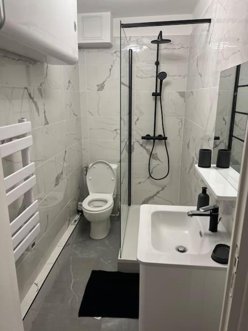 Nat@1313 Apartment Марсилия Екстериор снимка